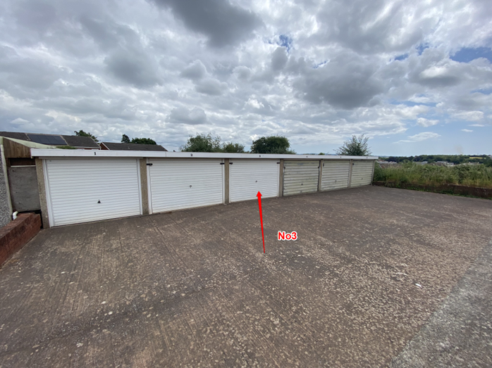 2 Garages/Stores At Sandpiper Court