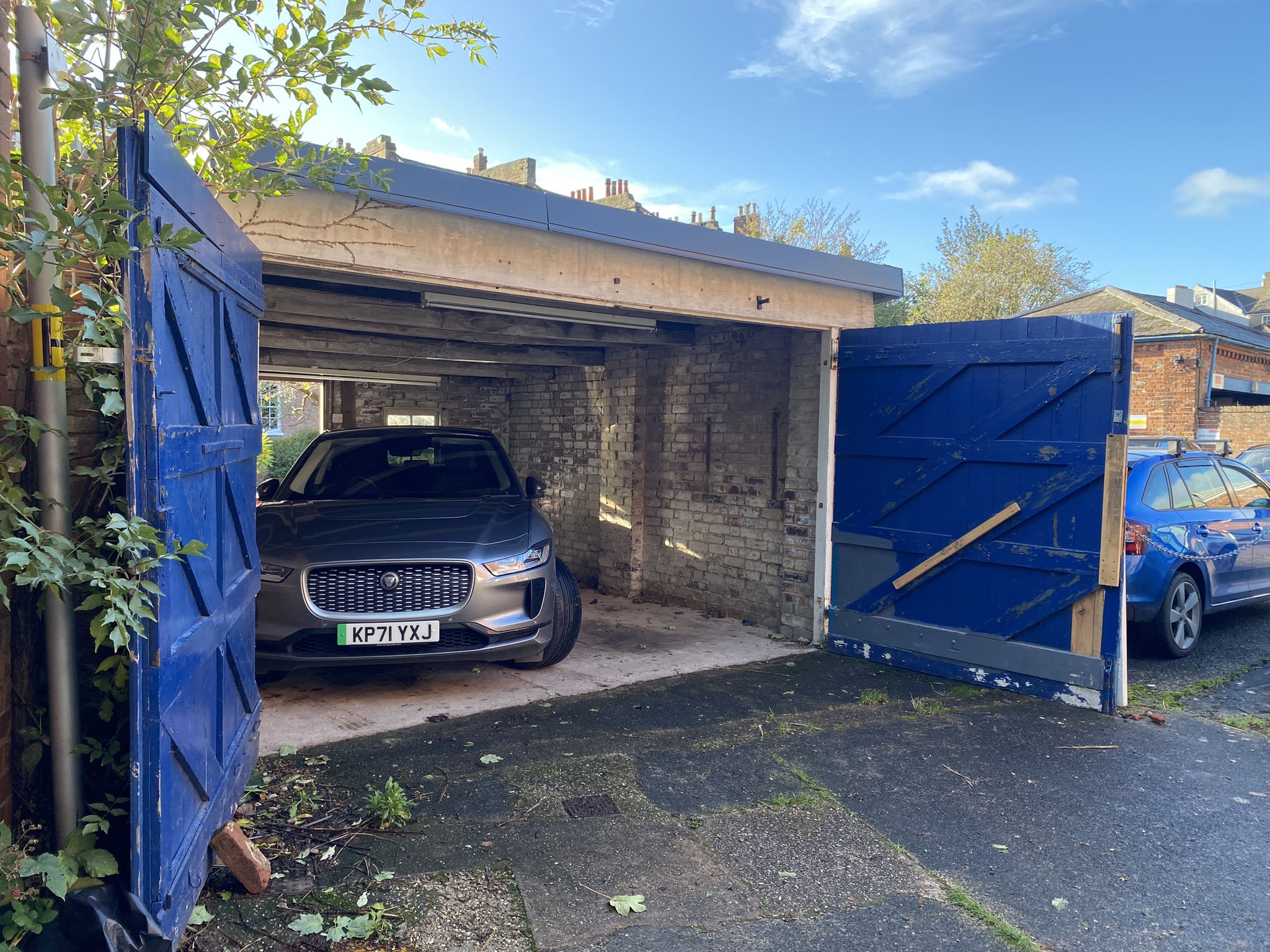 Exeter Chichester Mews Off Southernhay East EX1 1QJ