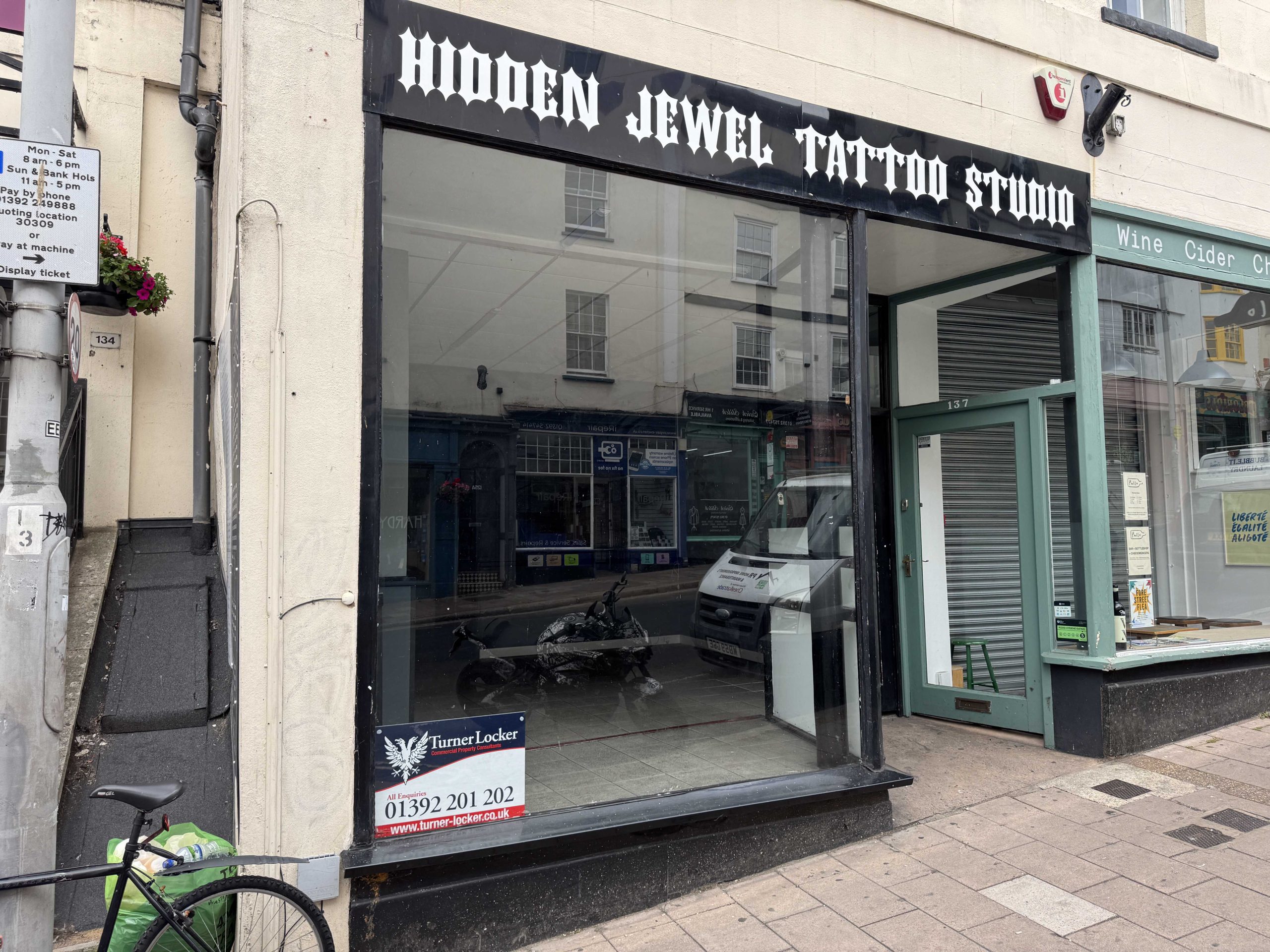 Shop to rent 136 Fore Street Exeter EX4 3AN