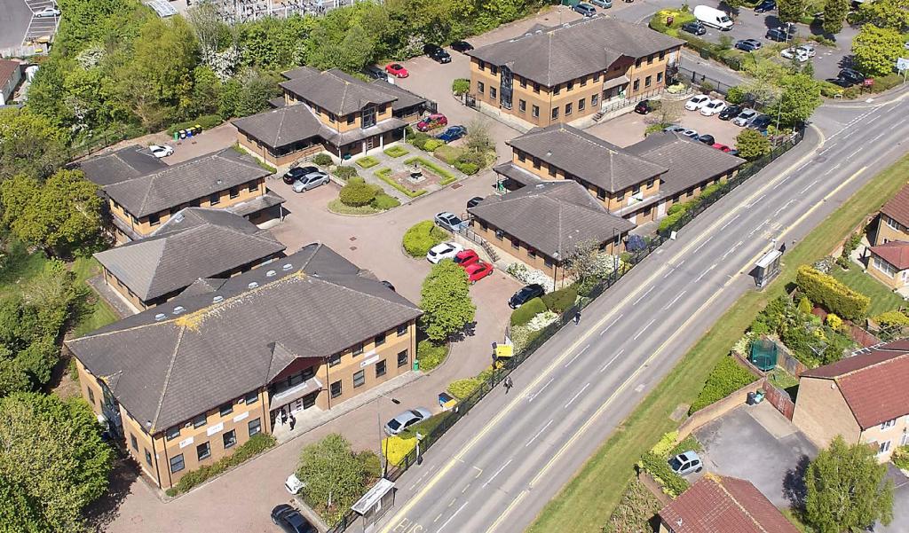 Parking to let at Fountain Court BS32 4LA just off M5 at J16