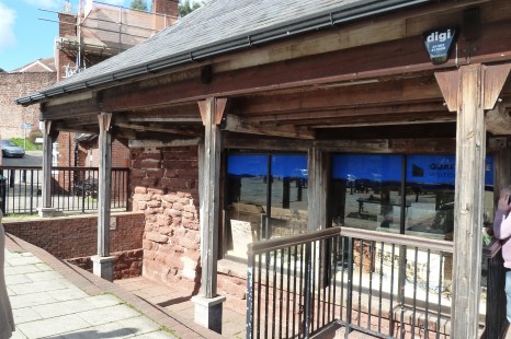 retail unit on the River Exe