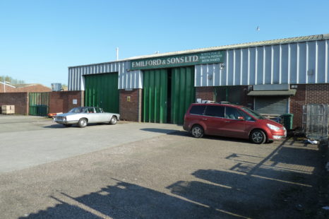 Marsh Barton Exeter unit & yard to let EX2 8QA (17)